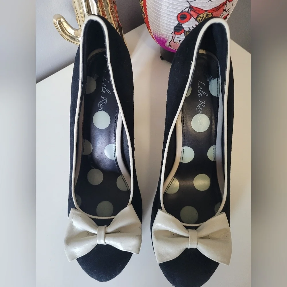 Lola Ramona Elsie Pumps, GUC, Size 39